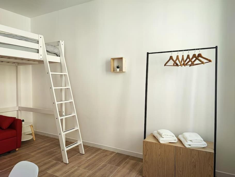 Appartamento Escale Entre Cite Et Bastide Clim Wifi Smart Tv Carcassonne Esterno foto